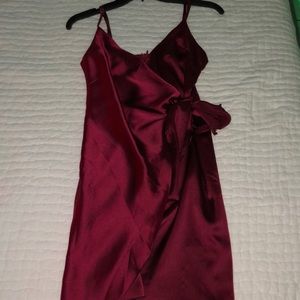 A red wine color dress